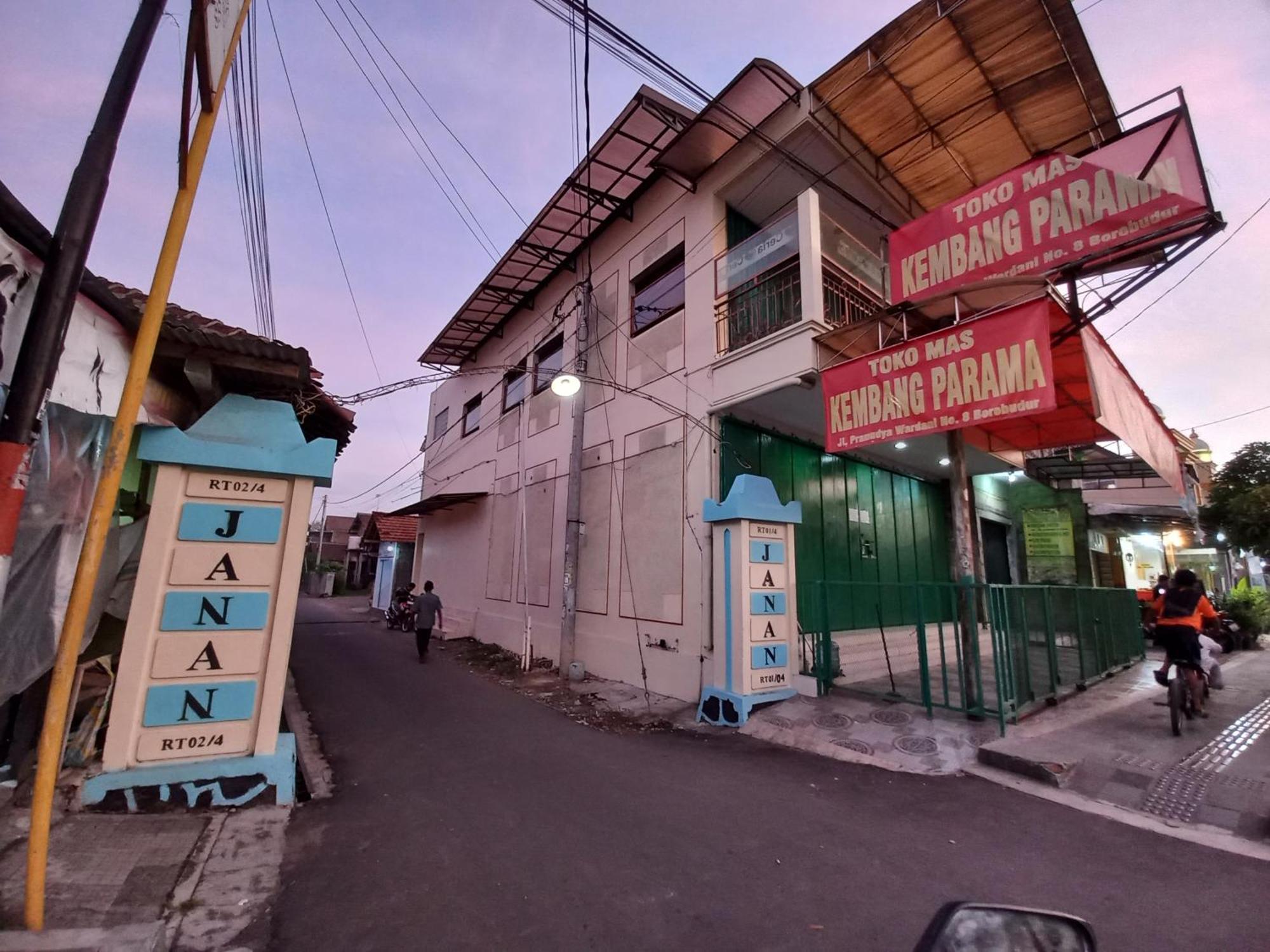 Ada Homestay マゲラン エクステリア 写真