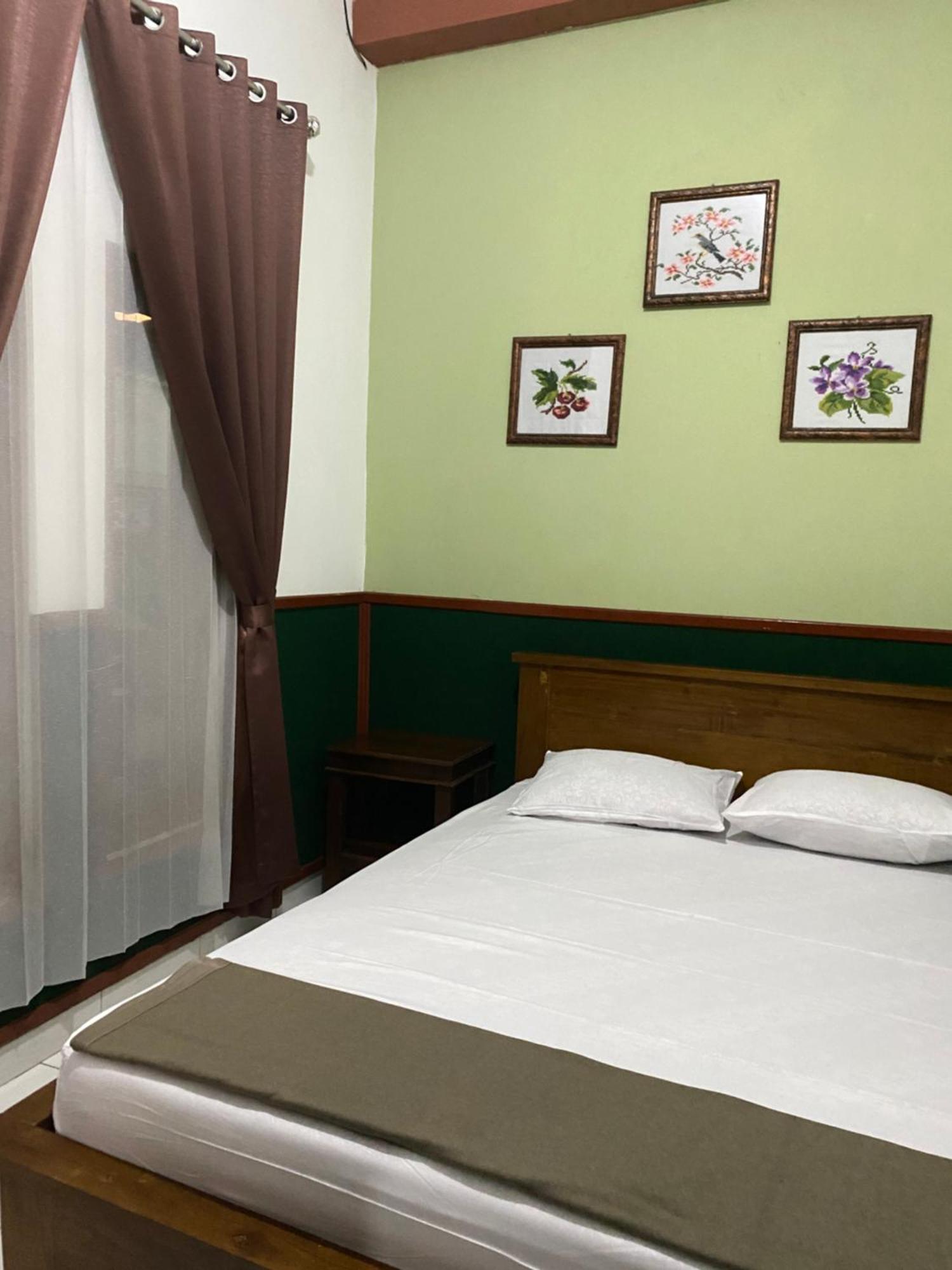 Ada Homestay マゲラン エクステリア 写真