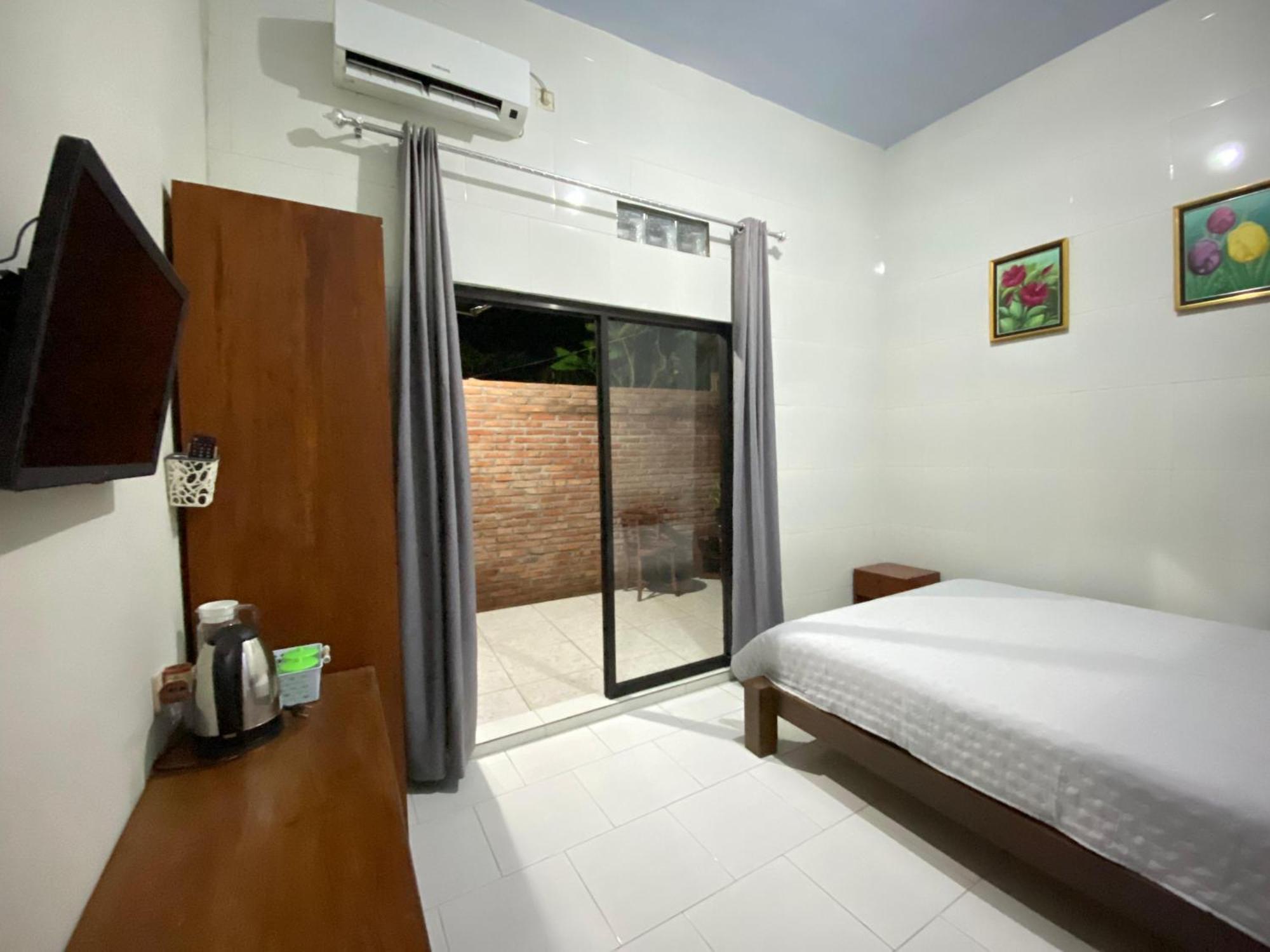 Ada Homestay マゲラン エクステリア 写真