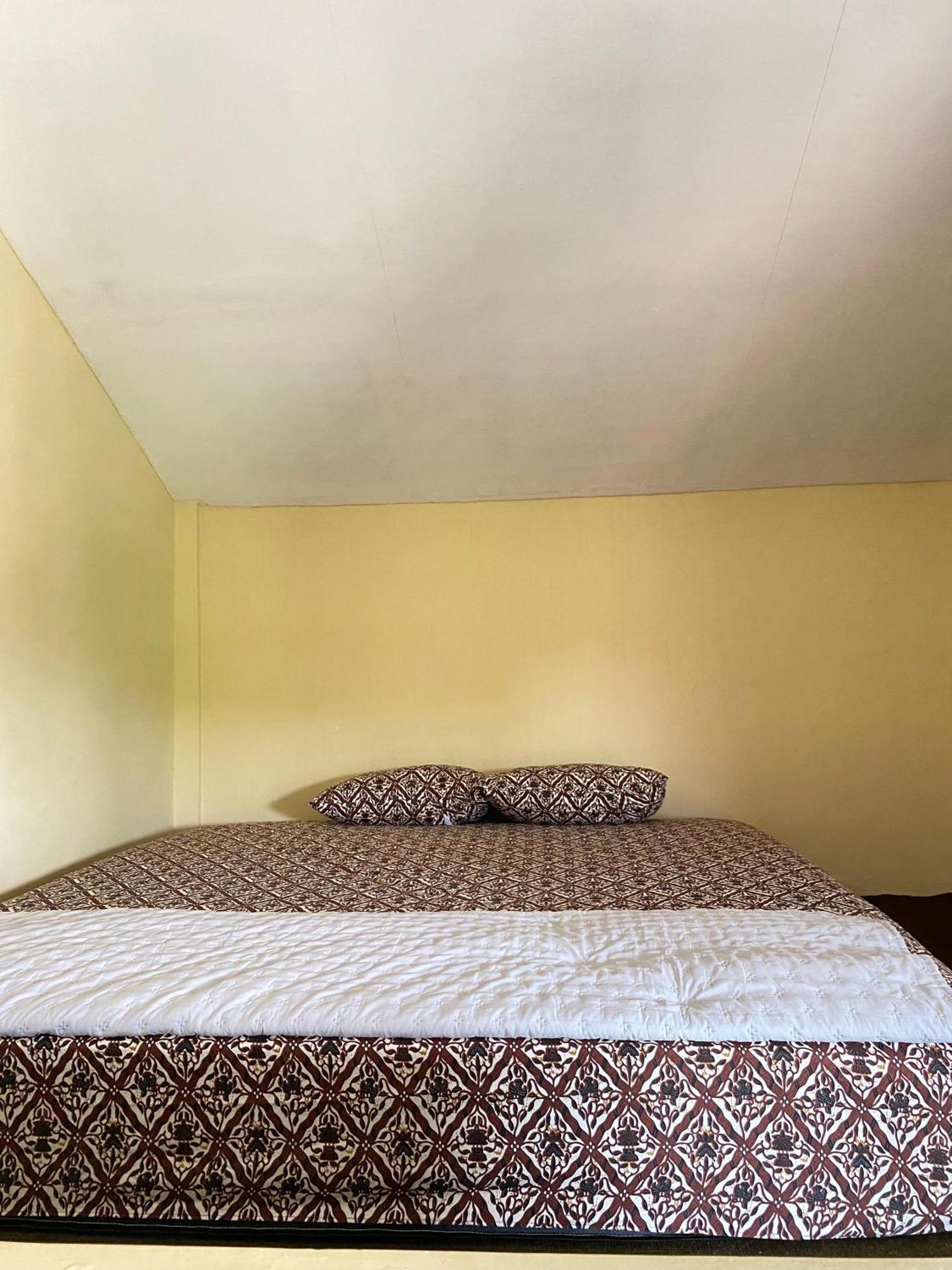 Ada Homestay マゲラン エクステリア 写真