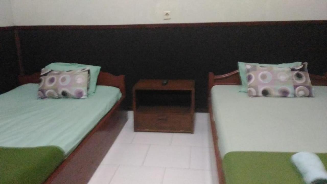 Ada Homestay マゲラン エクステリア 写真