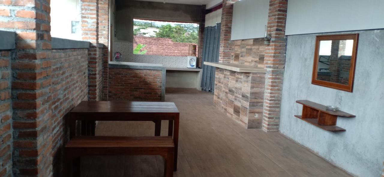 Ada Homestay マゲラン エクステリア 写真